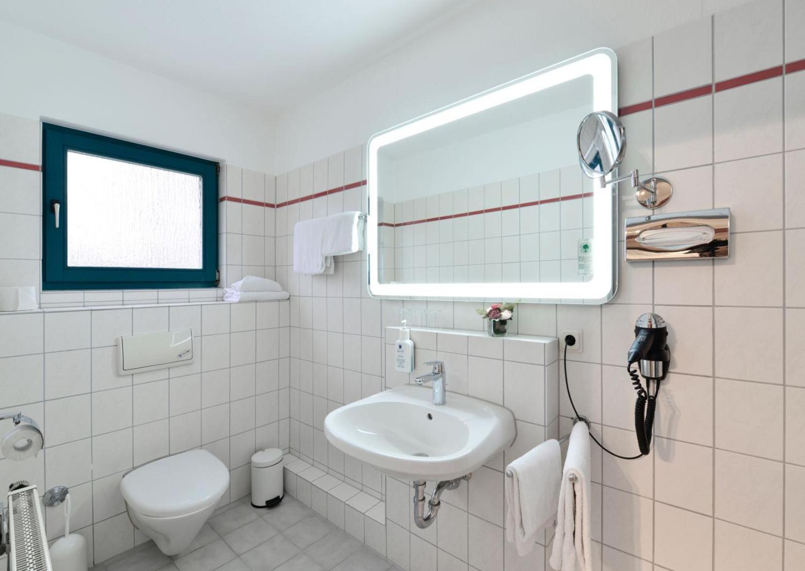 Hotel & Wirtshaus Hansen Bergisch Gladbach Luaran gambar