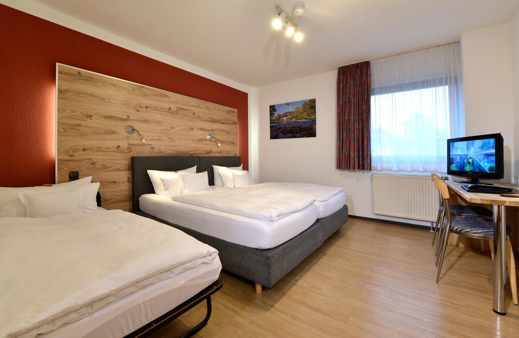 Hotel & Wirtshaus Hansen Bergisch Gladbach Luaran gambar