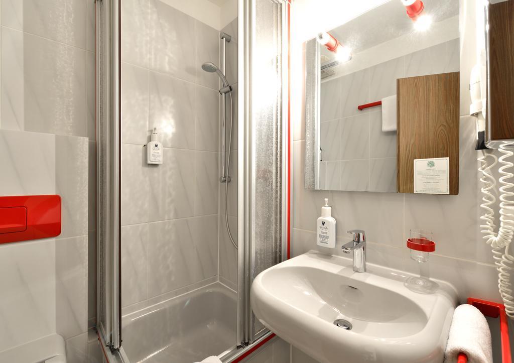 Hotel & Wirtshaus Hansen Bergisch Gladbach Luaran gambar
